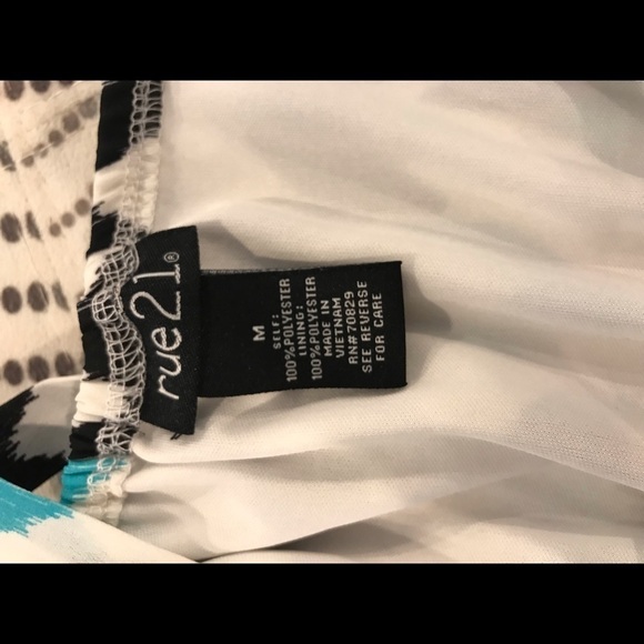 {Rue 21} zig-zagged dress - Picture 3 of 3